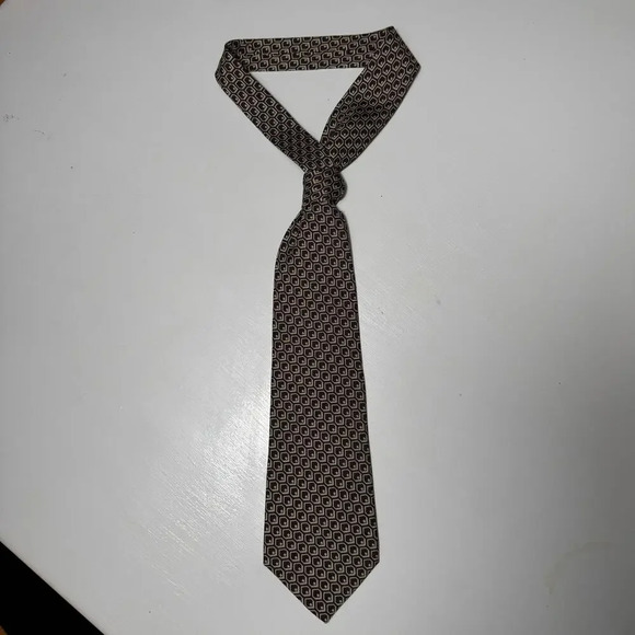 Polo by Ralph Lauren Geometric honeycomb desing/points red/purple Tie - Picture 2 of 7